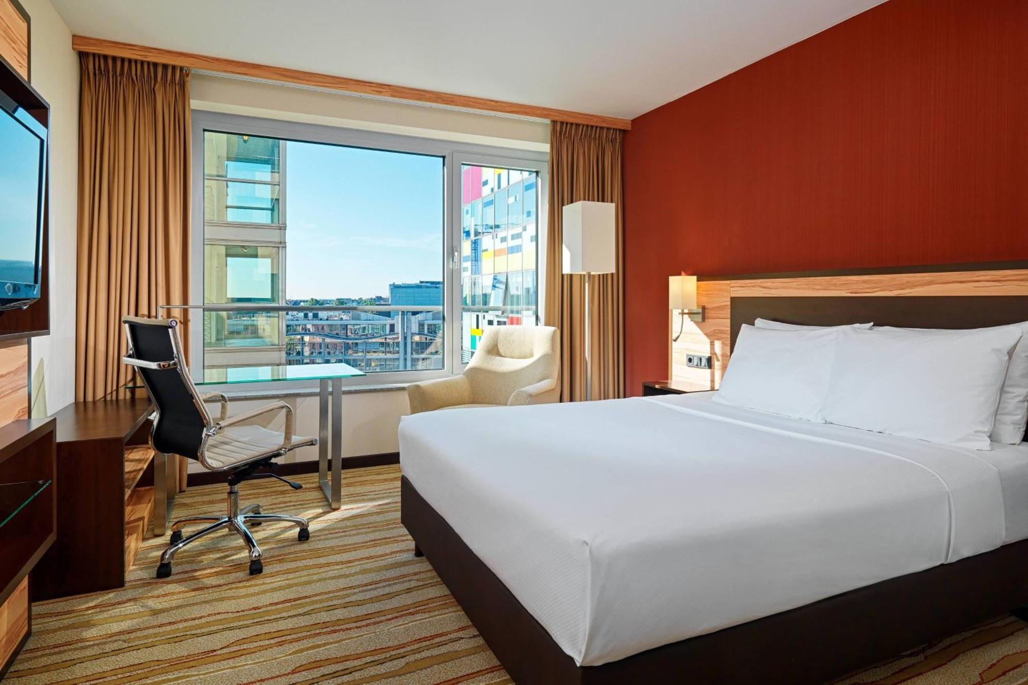 Courtyard By Marriott Duesseldorf Hafen Düsseldorf Exterior foto