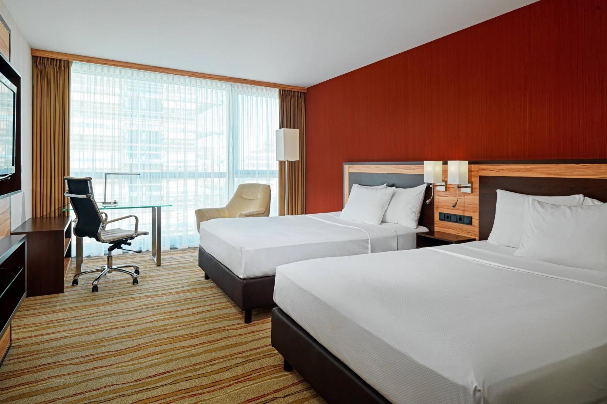 Courtyard By Marriott Duesseldorf Hafen Düsseldorf Exterior foto