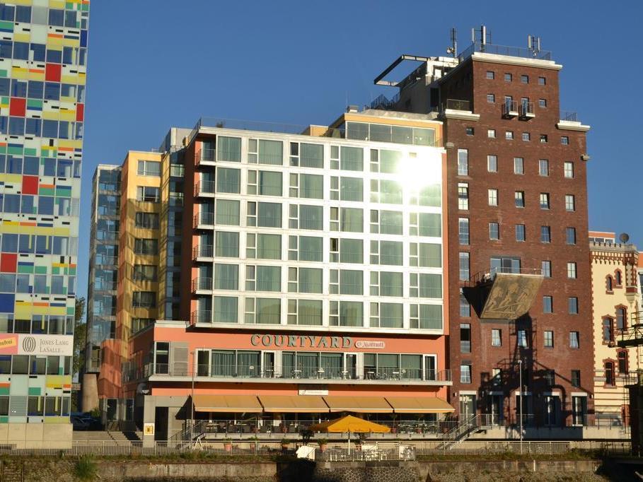 Courtyard By Marriott Duesseldorf Hafen Düsseldorf Exterior foto